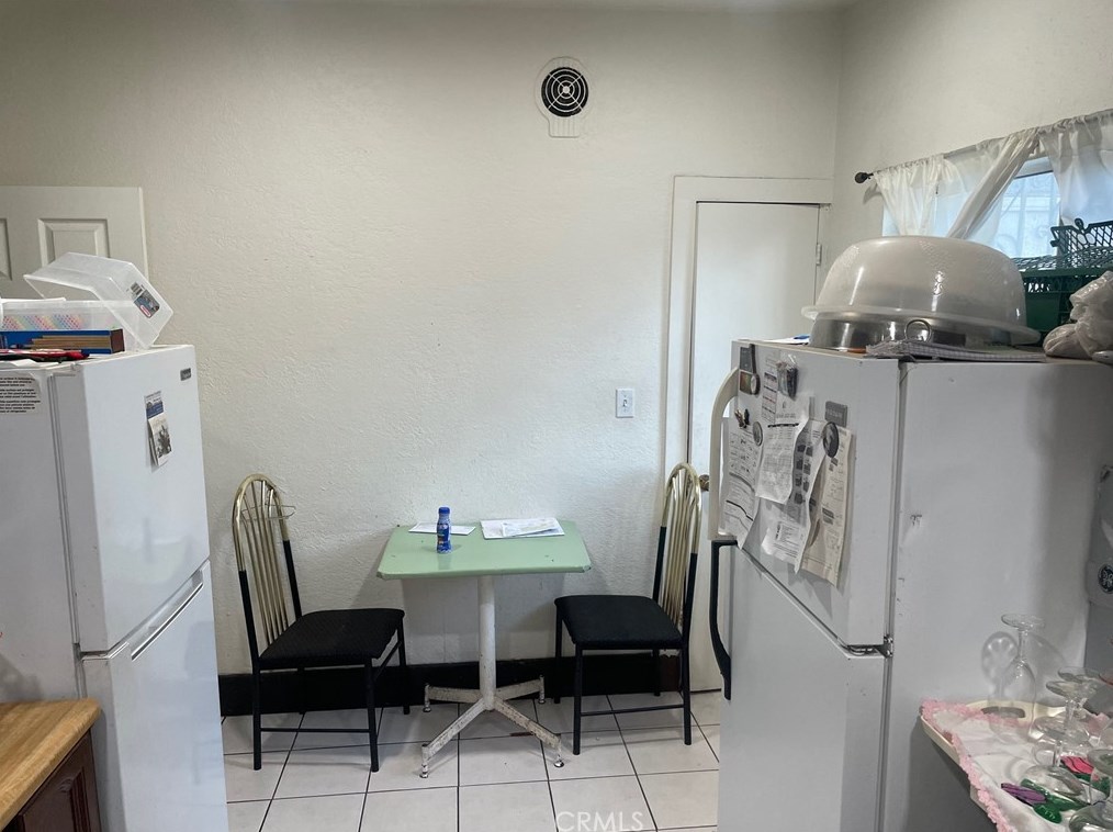 1536 33rd St, Los Angeles CA  90011-2219 exterior