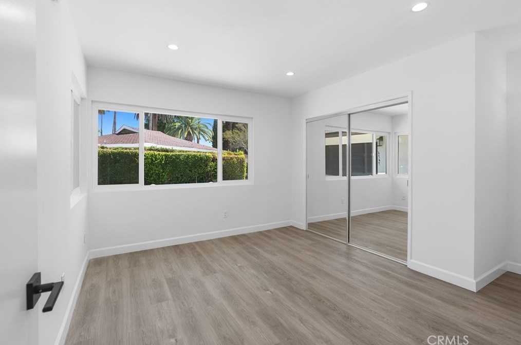 6747 Blewett Ave, Van Nuys CA  91406-6014 exterior