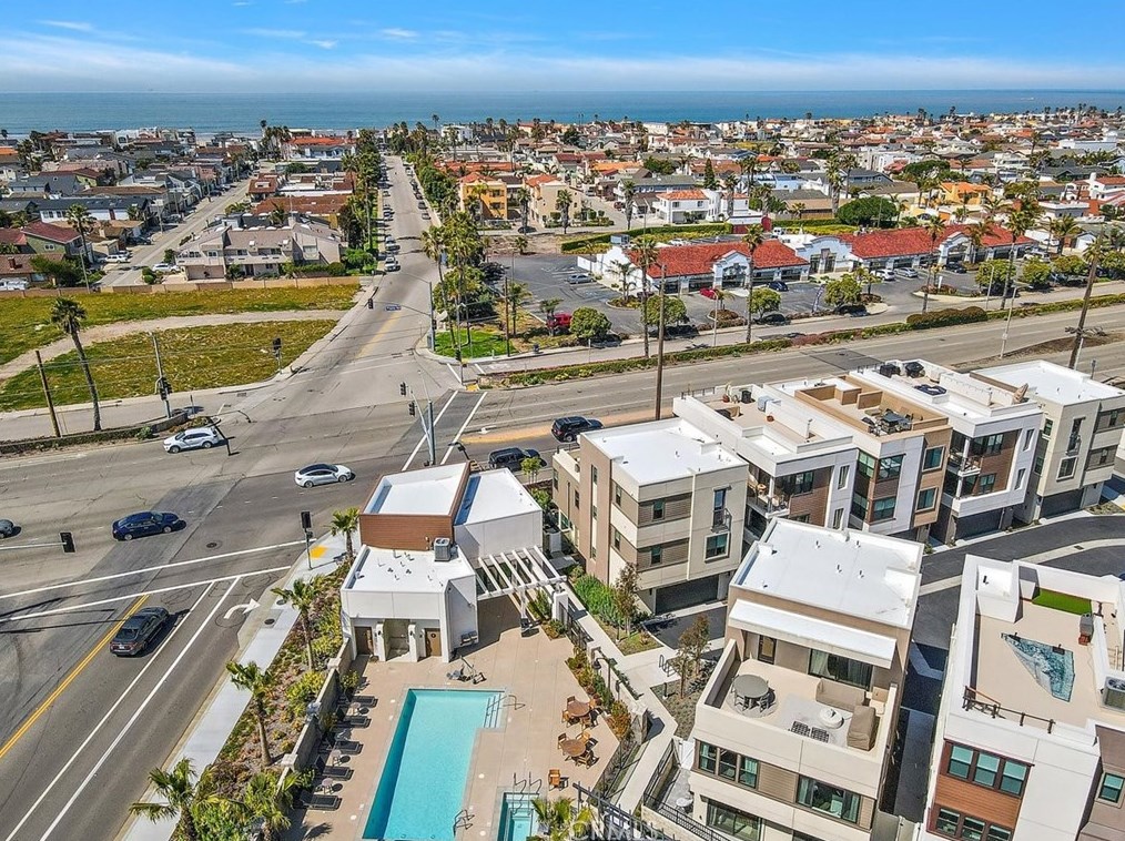 1030 S Harbor Blvd, Oxnard, CA 93035