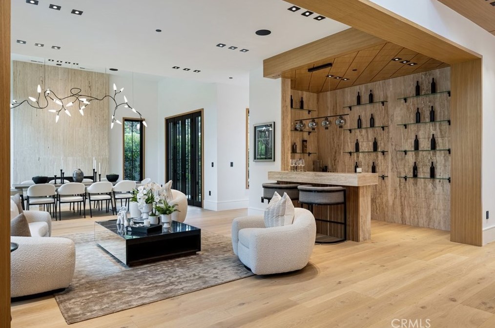 4508 Haskell Ave, Van Nuys CA  91436-3148 exterior