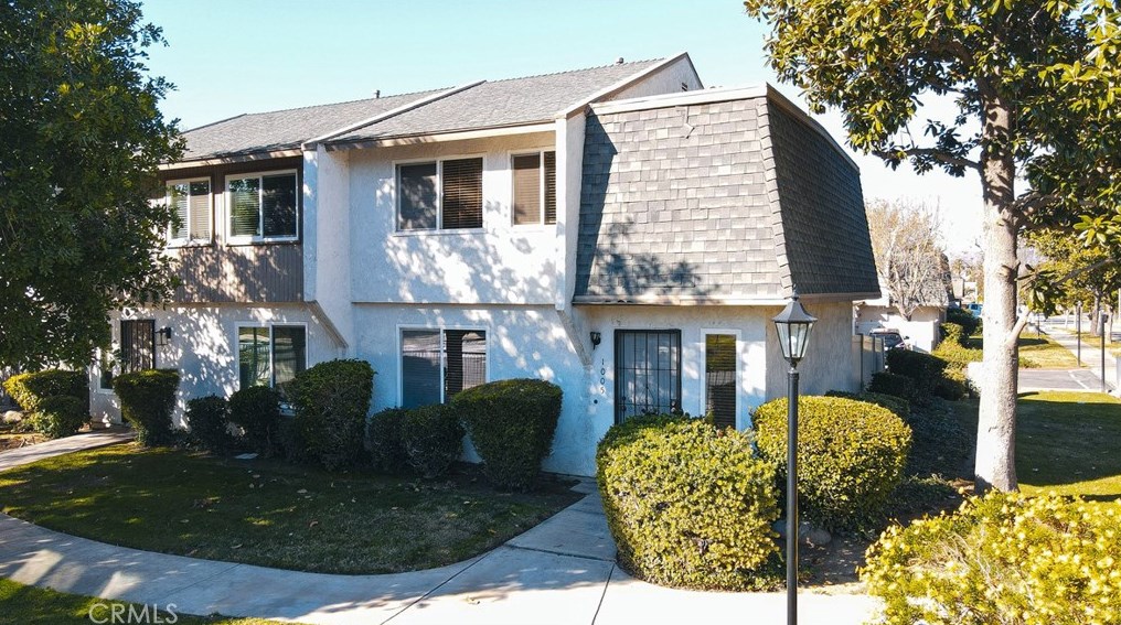 1005 Clark St, Riverside, CA 92501-1453