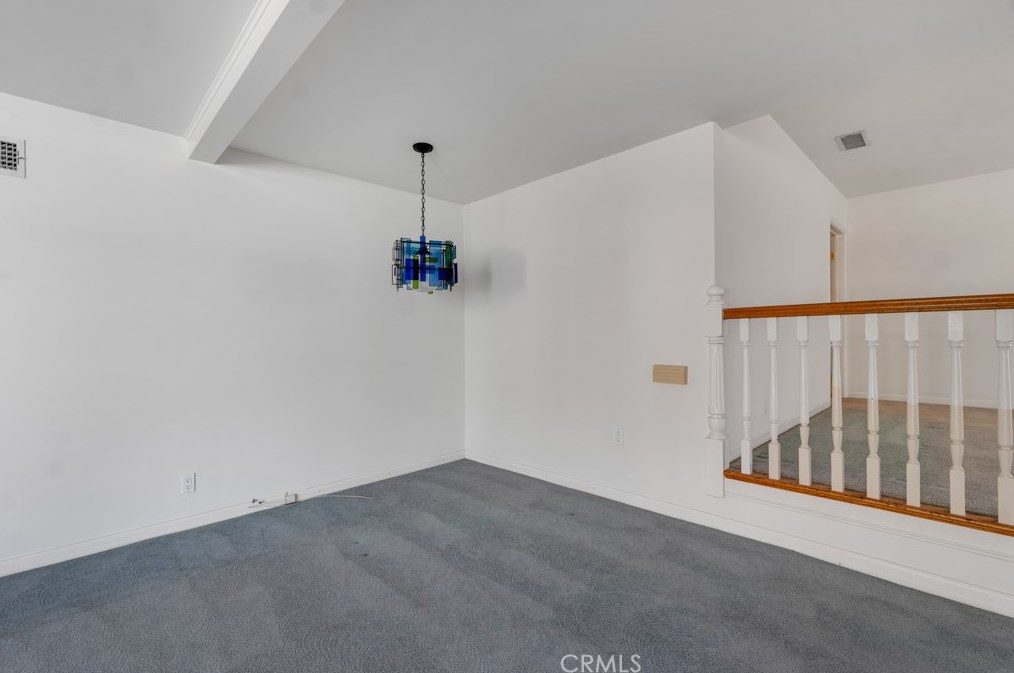 18343 Erwin St, Los Angeles CA  91335-7027 exterior