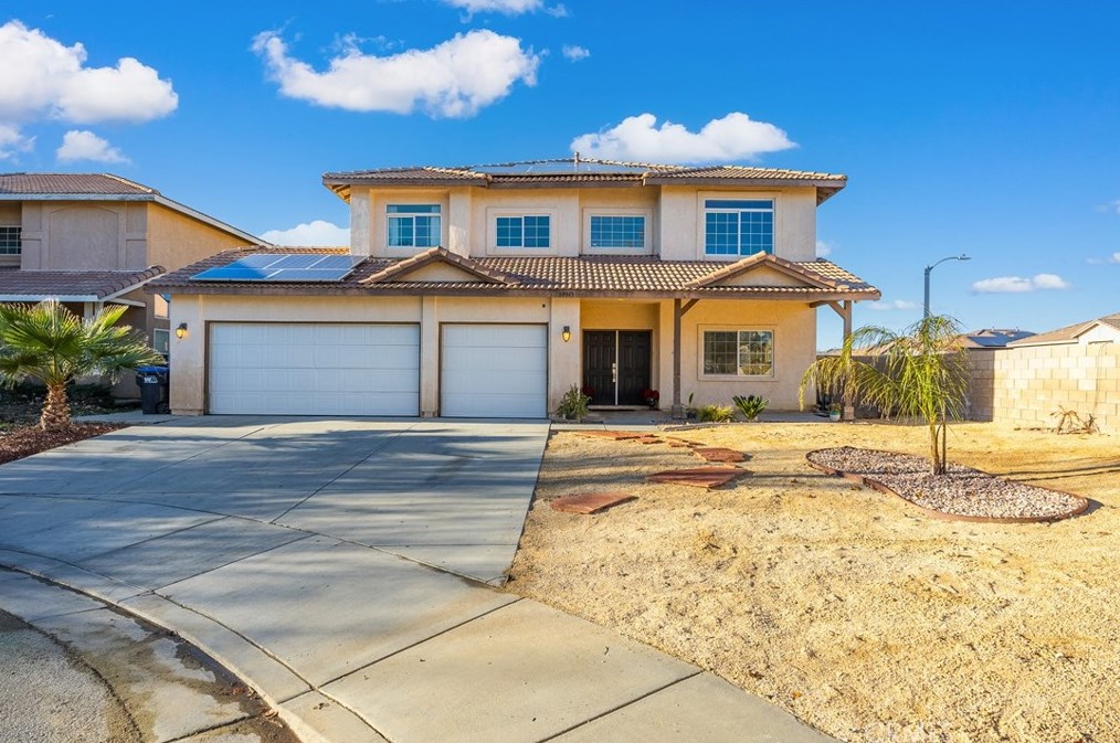 39943 Sunstar St, Palmdale CA  93551-5705 exterior