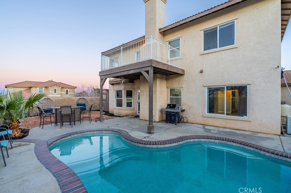 39943 Sunstar St, Palmdale CA  93551-5705 exterior
