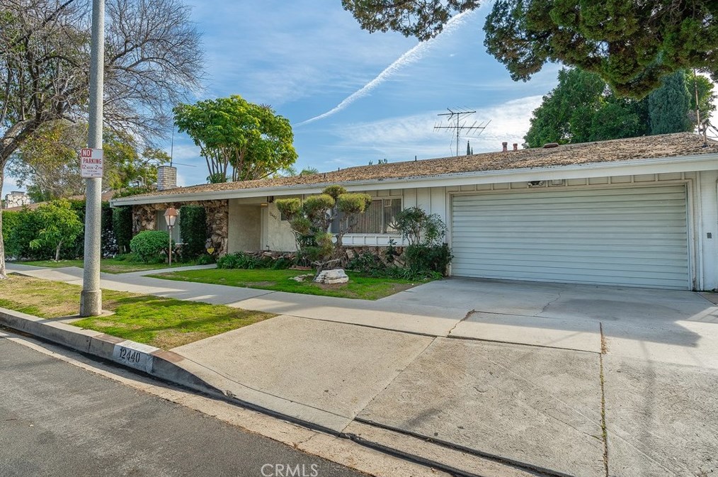 12440 Addison St, North Hollywood, CA 91607