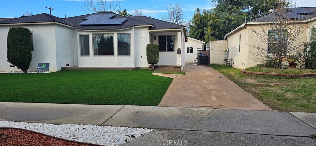 17323 Victory Blvd, Van Nuys, CA 91406