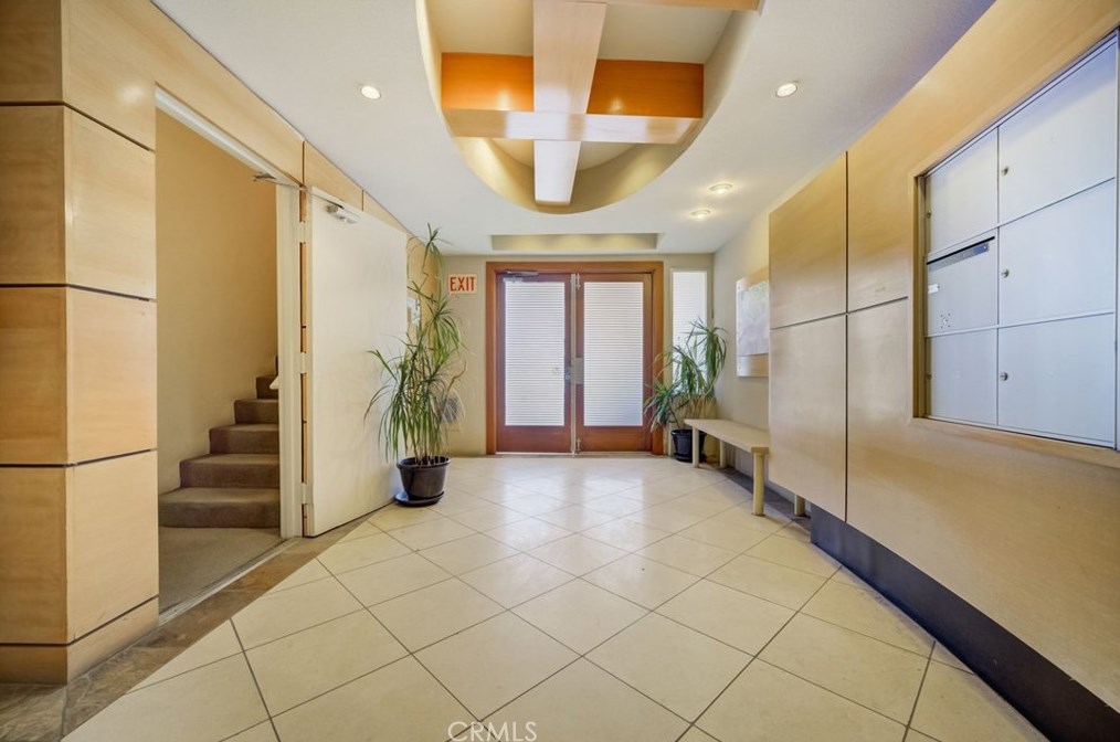 4549 Haskell Ave #8, Van Nuys, CA 91436