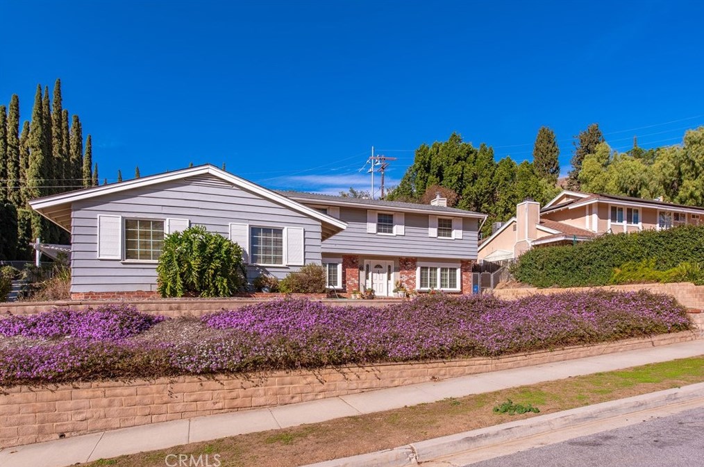 4069 Presidio Dr, Simi Valley, CA 93063