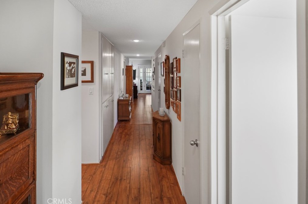 19417 Oak Crossing Rd, Santa Clarita, CA 91321