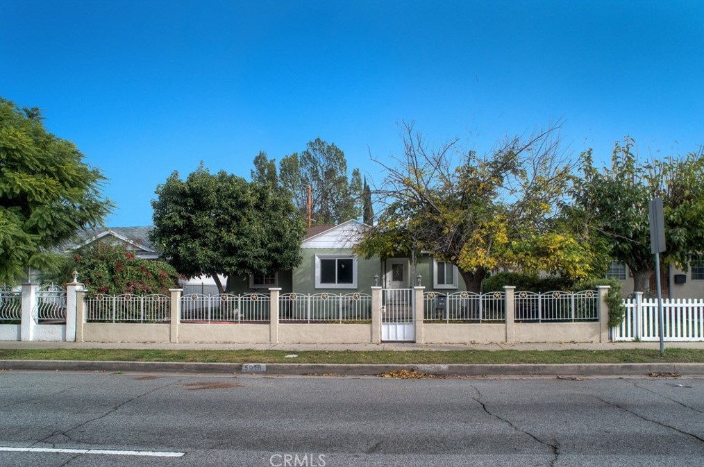 5918 5920 Lindley Ave, Van Nuys, CA 91316