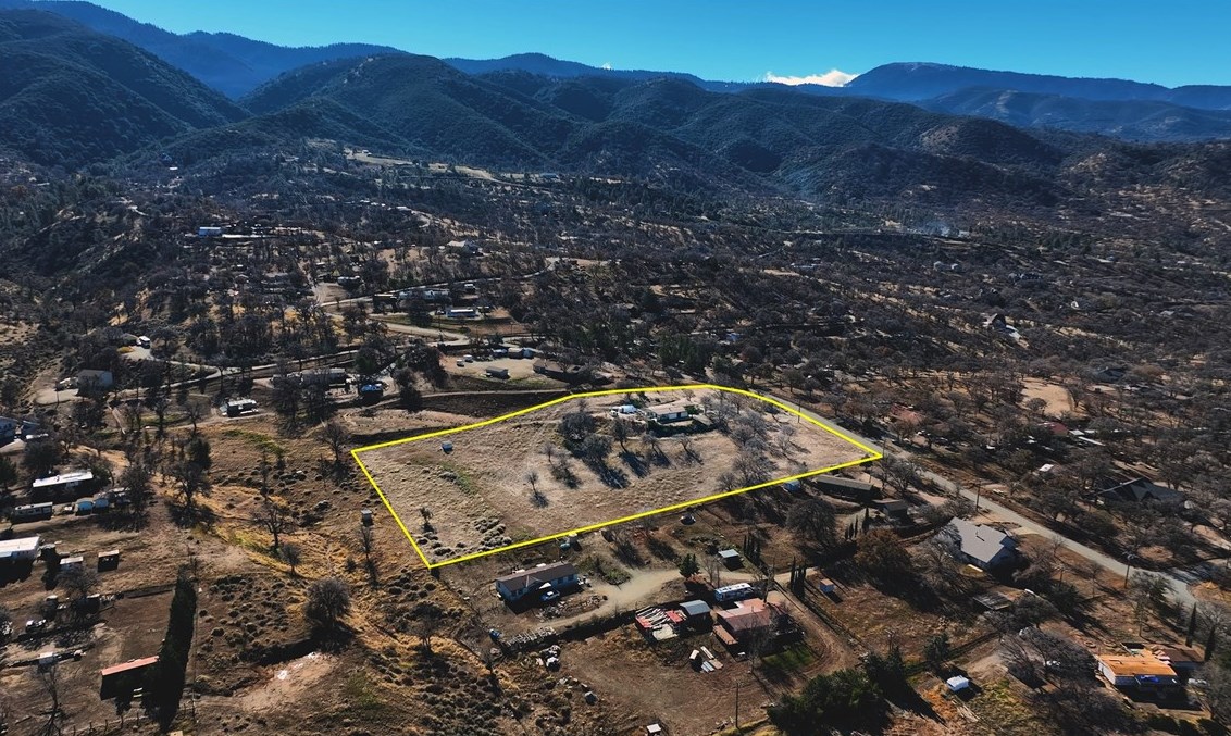 19660 Adalante Ct, Tehachapi, CA 93561