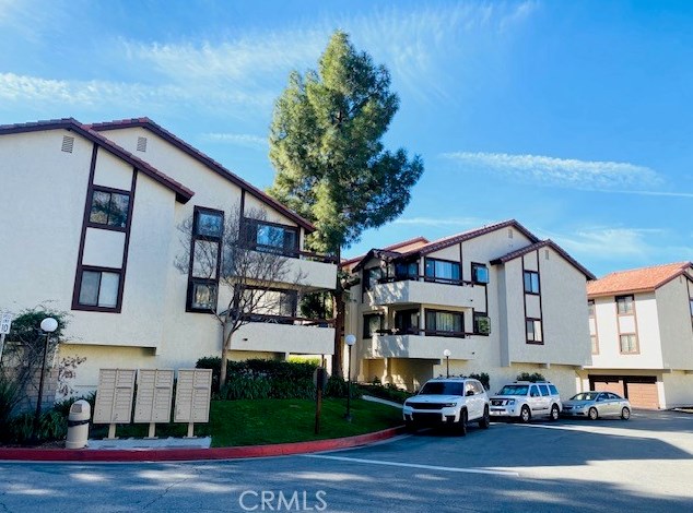 18015 Sundowner Way #648, Santa Clarita, CA 91387
