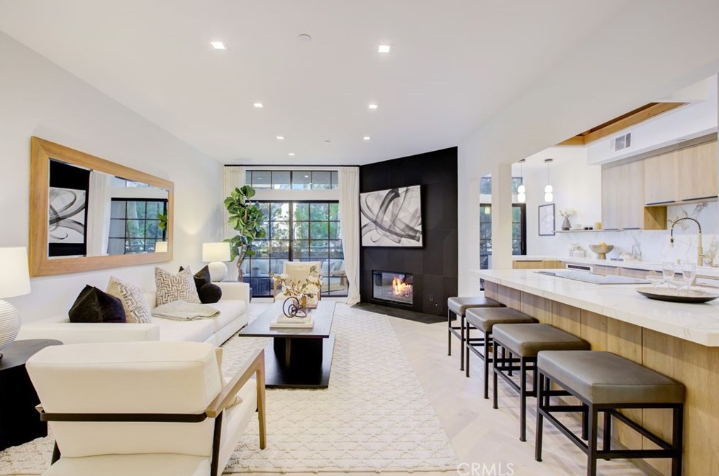 200 N Swall Dr #357, Beverly Hills, CA 90211