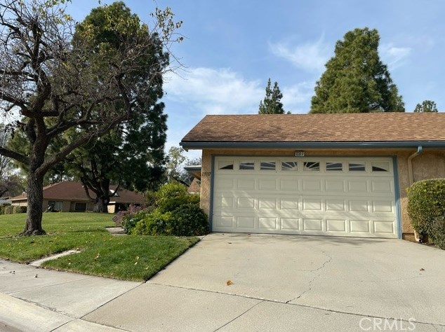13317 Village 13, Camarillo, CA 93012