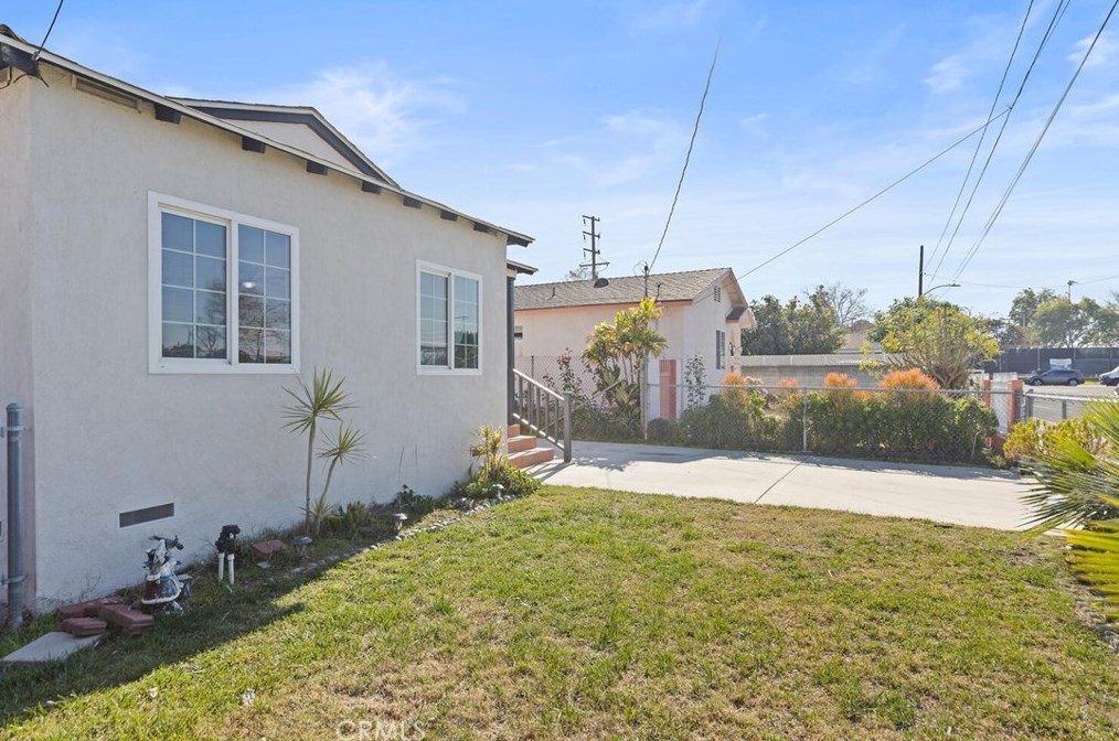 21926 Foley Ave, Long Beach, CA 90745-3429
