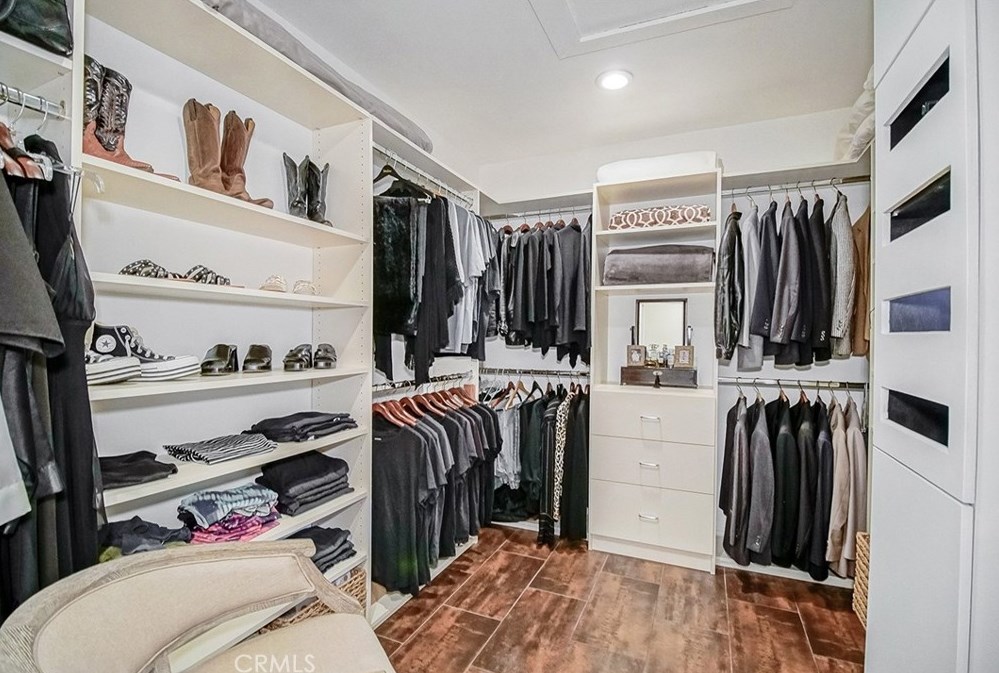 2564 Armacost Ave, Los Angeles CA  90064-2716 exterior