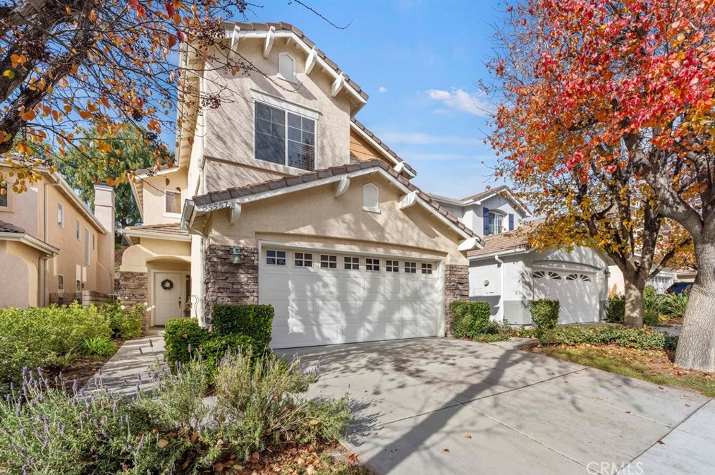 25557 Burns Pl, Santa Clarita, CA 91381