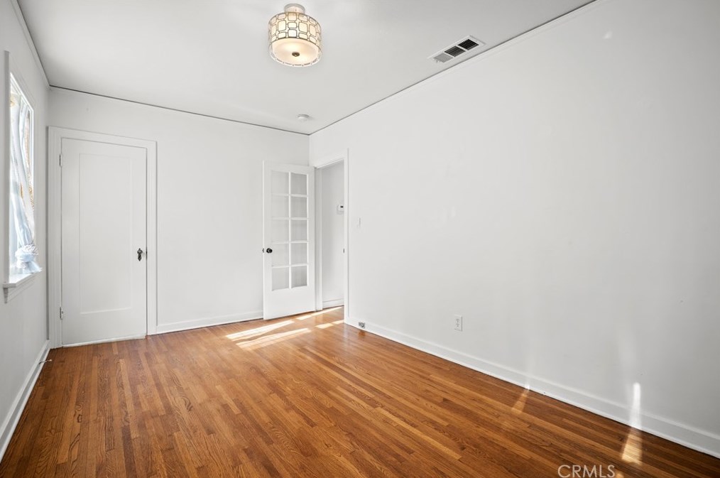 2559 Corralitas Dr, Los Angeles CA  90039-4002 exterior