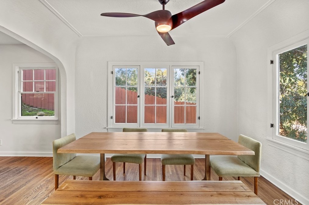 2559 Corralitas Dr, Los Angeles CA  90039-4002 exterior