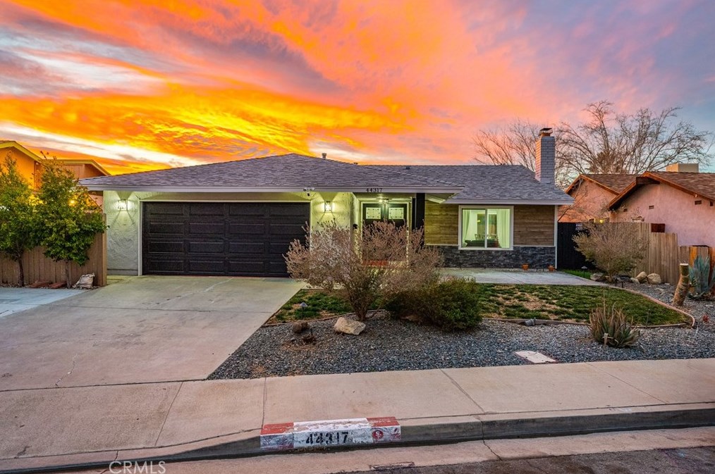 44317 Andale Ave, Lancaster, CA 93535