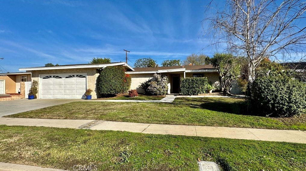 9630 Delco Ave, Chatsworth, CA 91311-5319