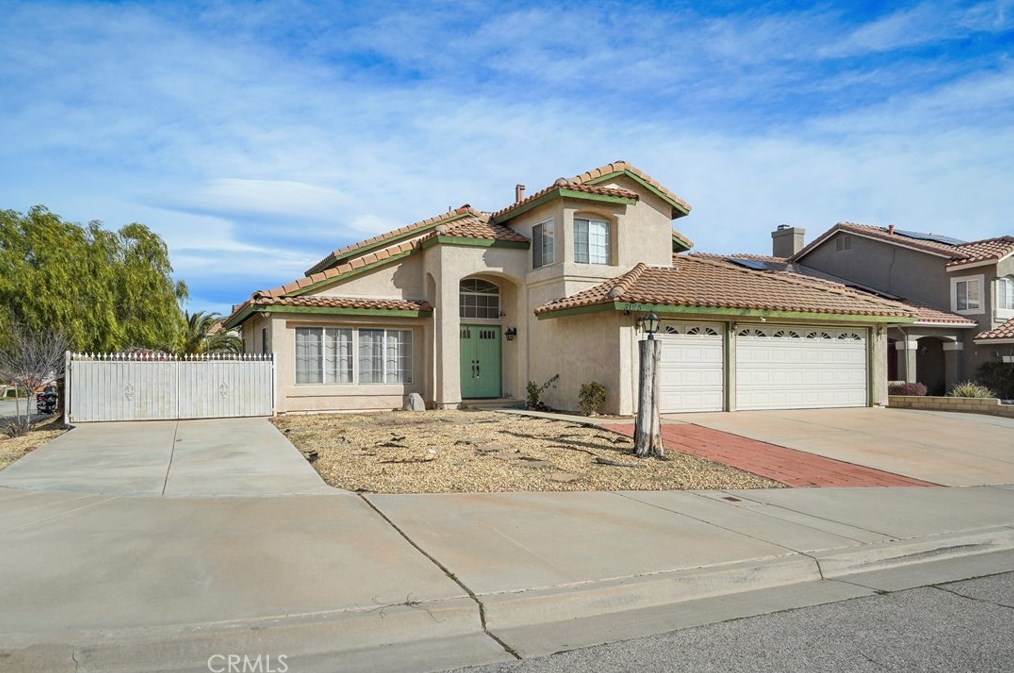 3125 Seville Ave, Palmdale, CA 93551-3540