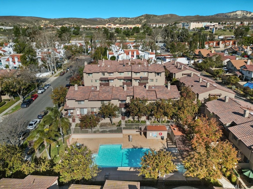 2440 Chandler Ave #2, Simi Valley, CA 93065