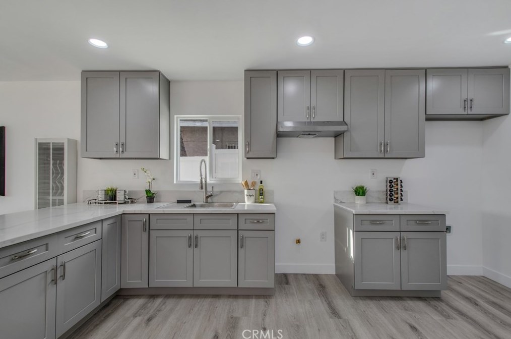 13279 Judd St, Los Angeles CA  91331-2424 exterior