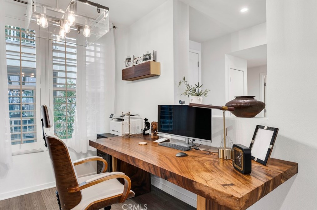 4018 Tradewinds Dr, Oxnard CA  93035-0014 exterior