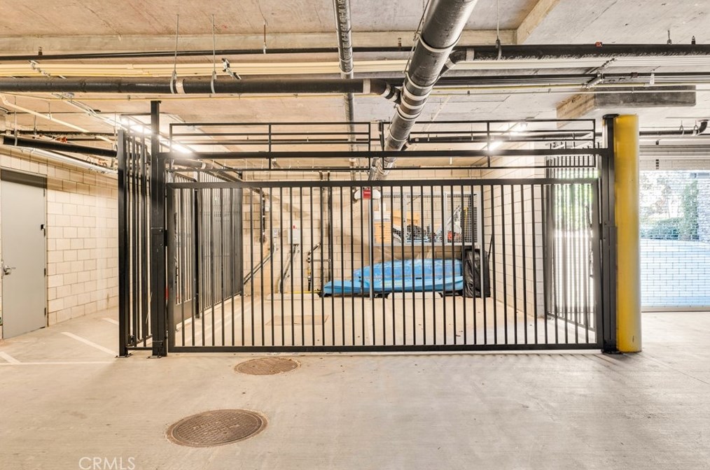 4018 Tradewinds Dr, Oxnard CA  93035-0014 exterior