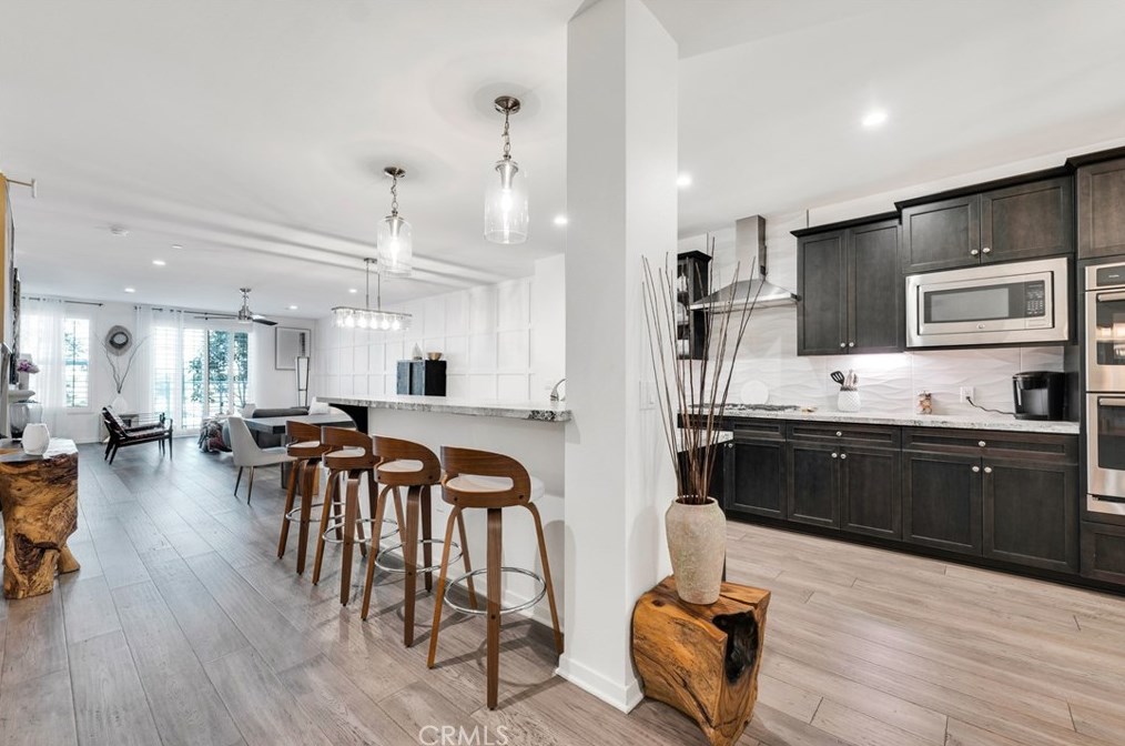 4018 Tradewinds Dr, Oxnard CA  93035-0014 exterior