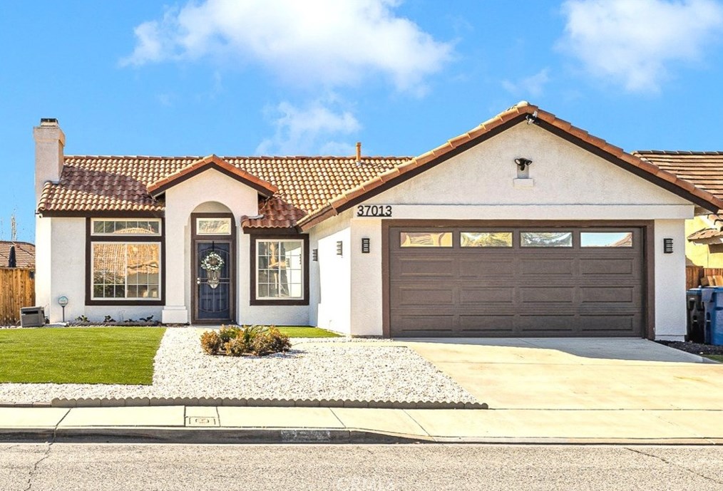 37013 57th St, Palmdale, CA 93552