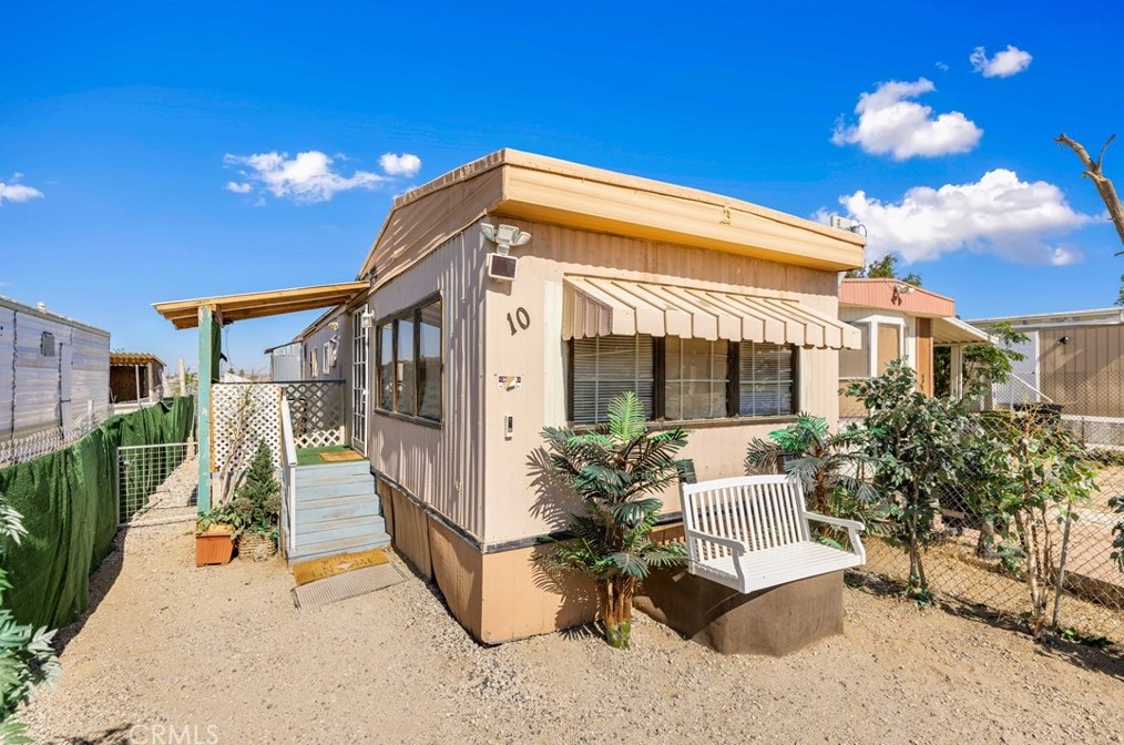 5335 W Rosamond Blvd #10, Tropico Village, CA 93560