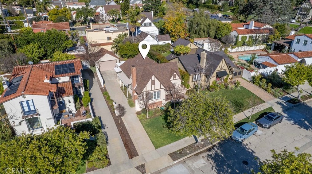 945 Cabrillo Dr, Glendale, CA 91207