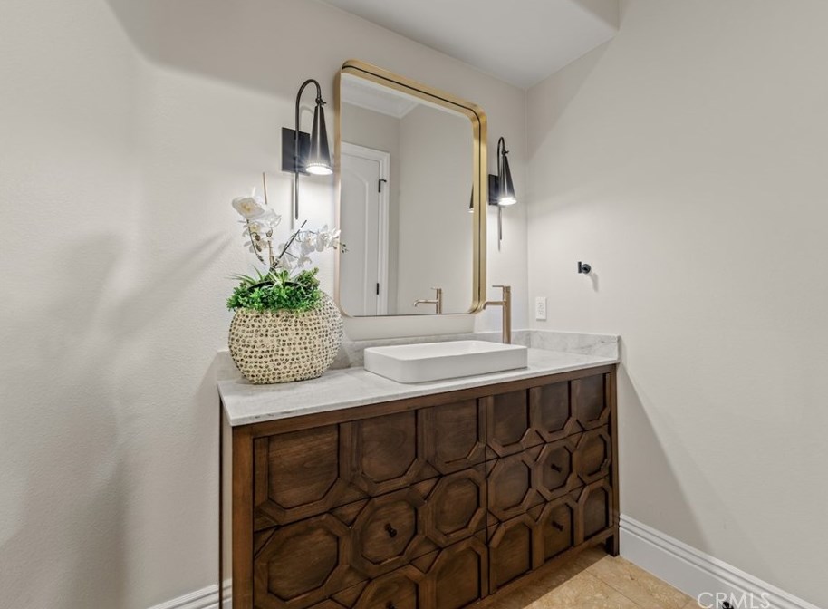 13248 Nightsky Dr, Camarillo CA  93012-9266 exterior