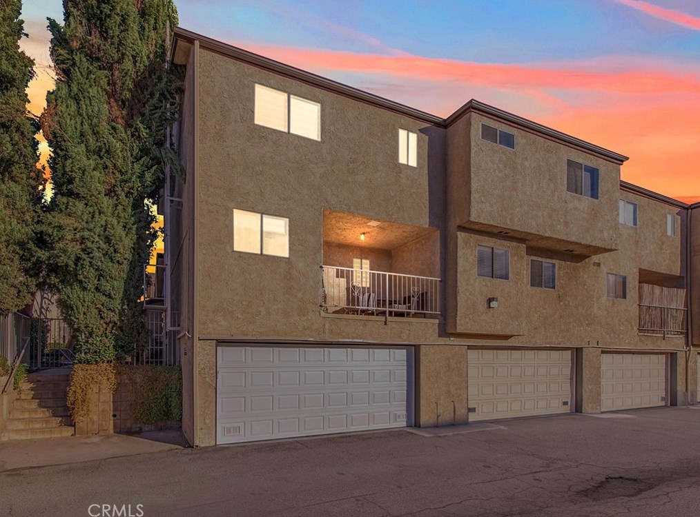 13623 Valerio St #f, Van Nuys, CA 91405