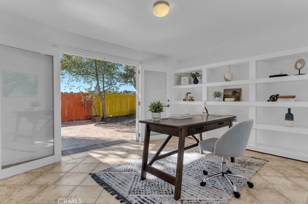 8600 Skyline Dr, Los Angeles CA  90046-1420 exterior