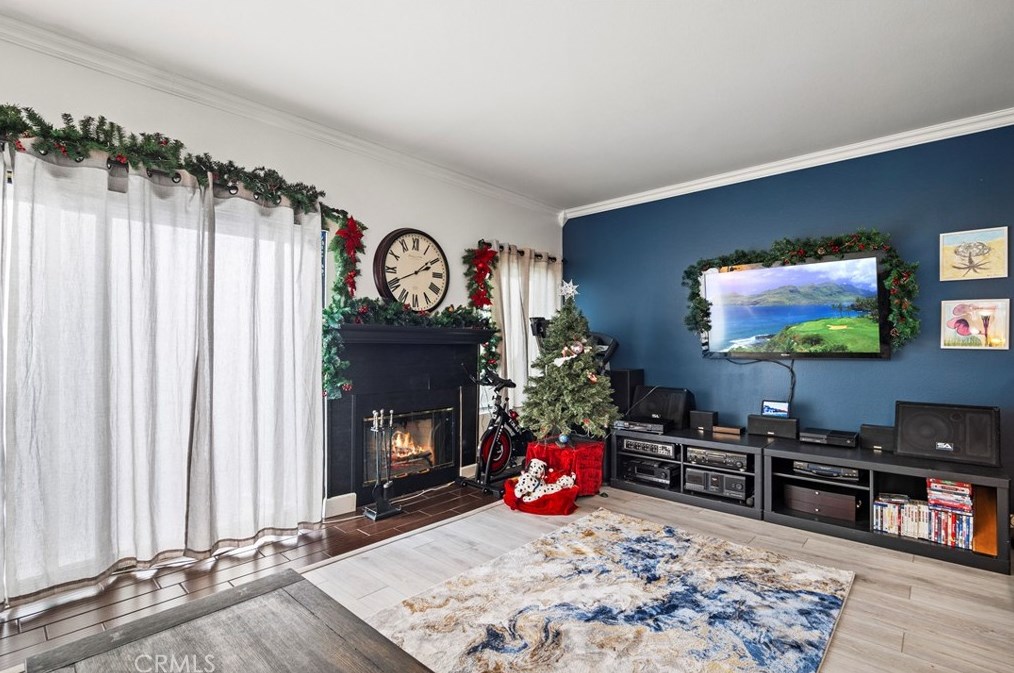 15764 Midwood Dr #4, San Fernando, CA 91344