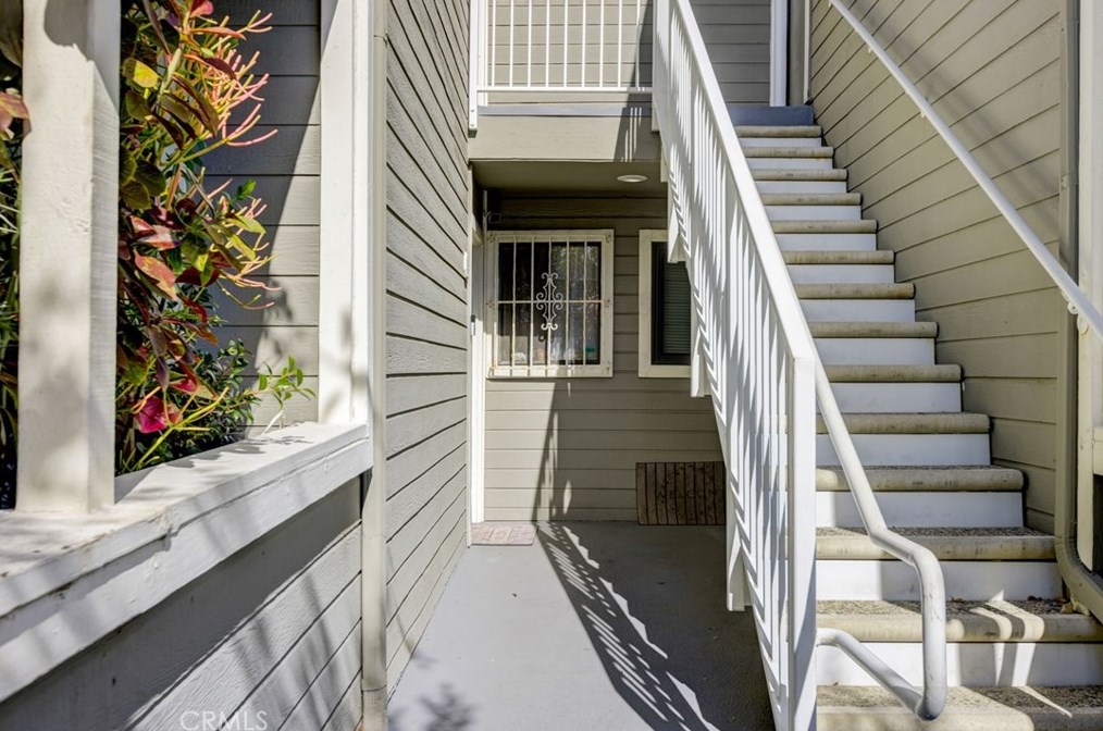7307 Haskell Ave, Van Nuys, CA 91406-6706