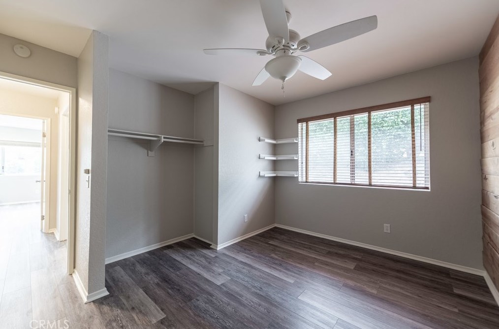 23128 Calvello Dr, Santa Clarita CA  91354-1360 exterior