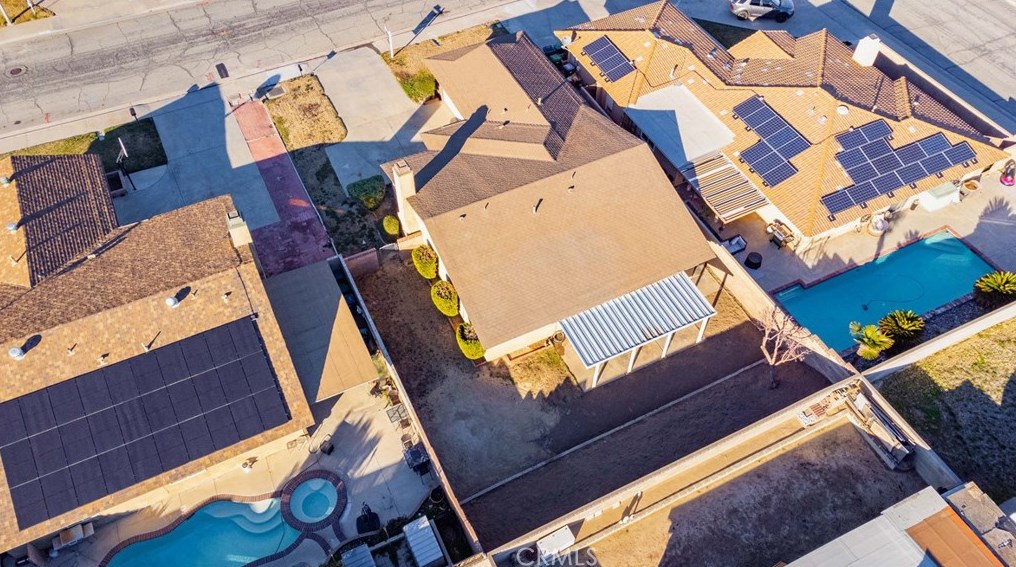 2208 Avenue, Lancaster CA 93536-7900 exterior