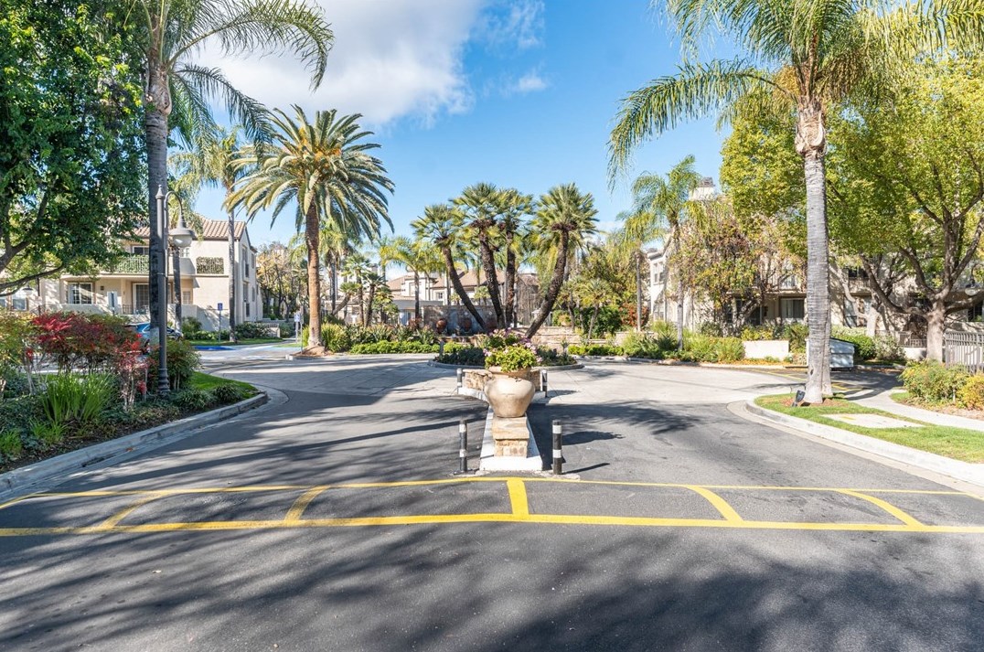 24109 Del Monte Dr. #459, Santa Clarita, CA 91355