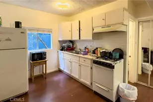 1837 Beloit Ave, Los Angeles, CA 90025 - Photo 36