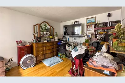 1837 Beloit Avenue, Los Angeles, CA 90025 - Photo 32