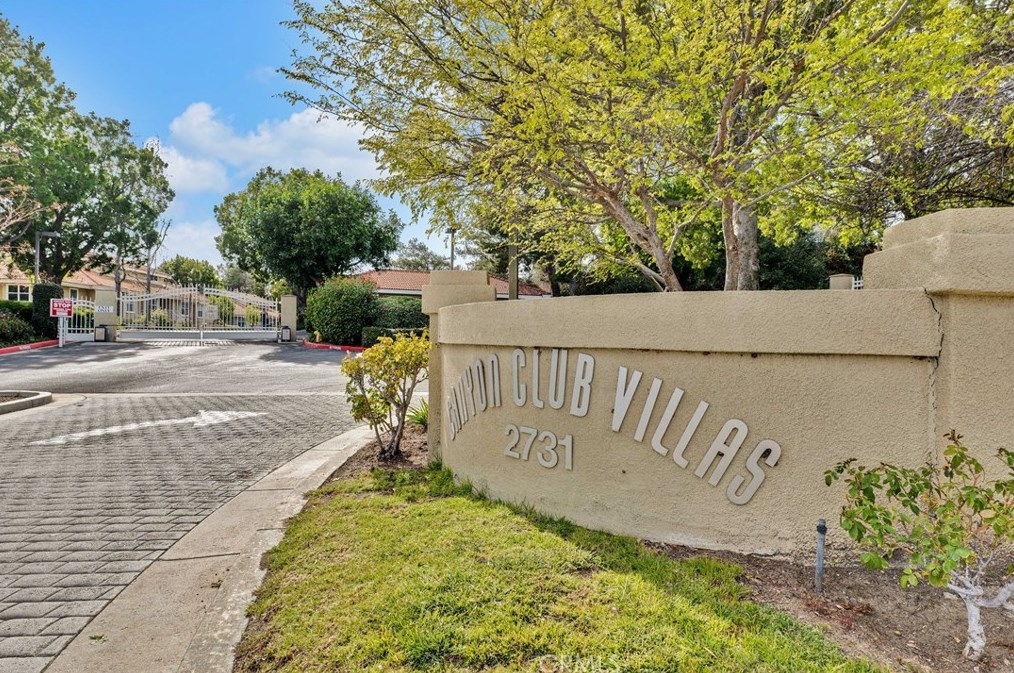 2731 N Erringer Road #71, Simi Valley, CA 93065