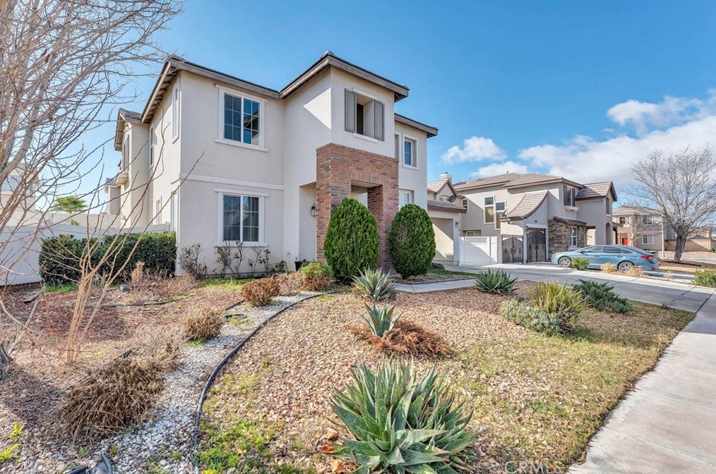 6904 Adainville Dr, Palmdale, CA 93552