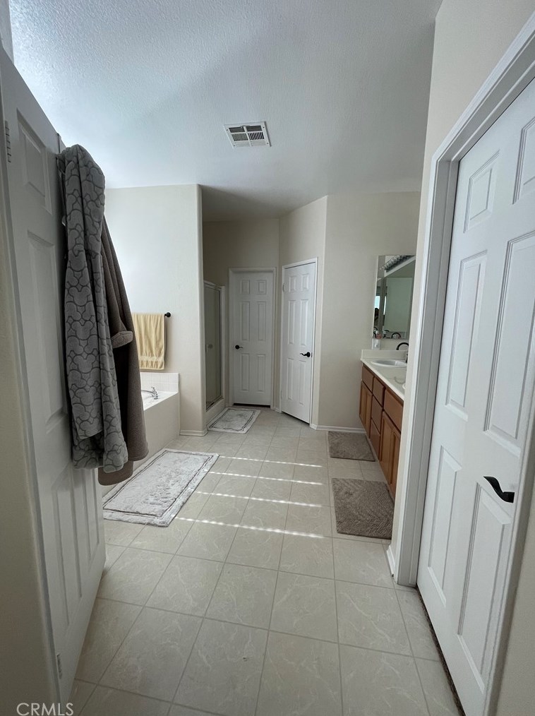 43760 58th St, Lancaster CA  93536-7153 exterior