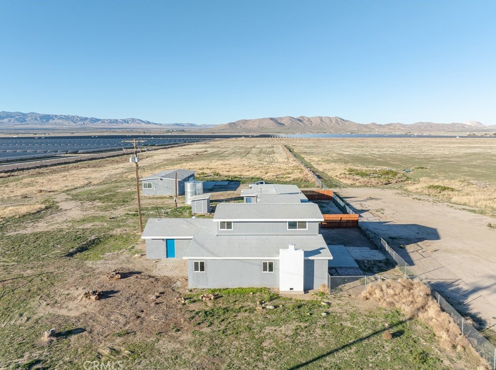 8443 Gaskell Rd, Tropico Village, CA 93560