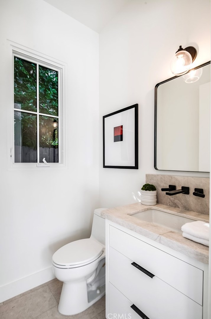 4243 Beeman Ave, North Hollywood CA  91604-1519 exterior