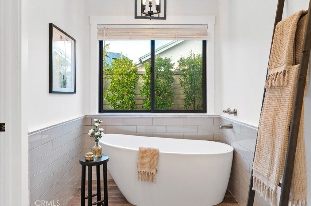 1810 Via Latina Dr, Camarillo CA  93012-8826 exterior